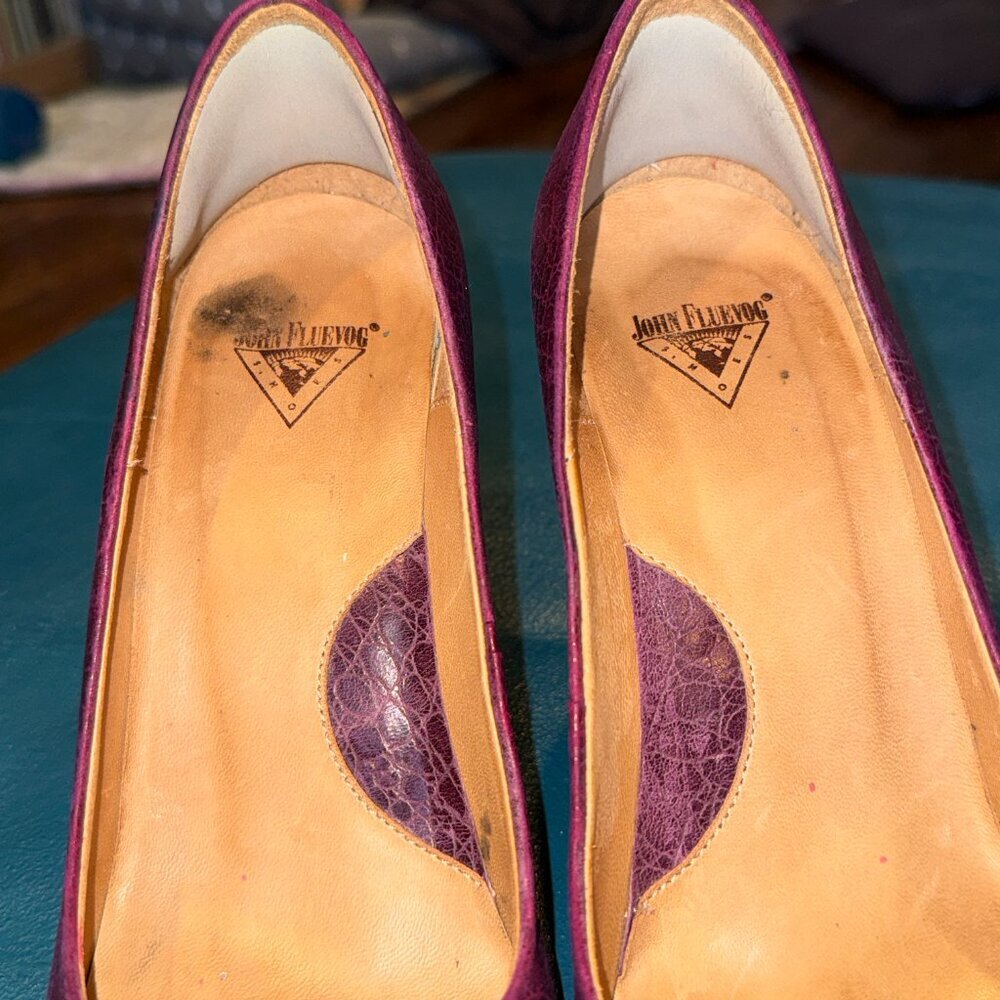John Fluevog Gail Croc Embossed Pumps - 8.5 - Picture 4 of 8